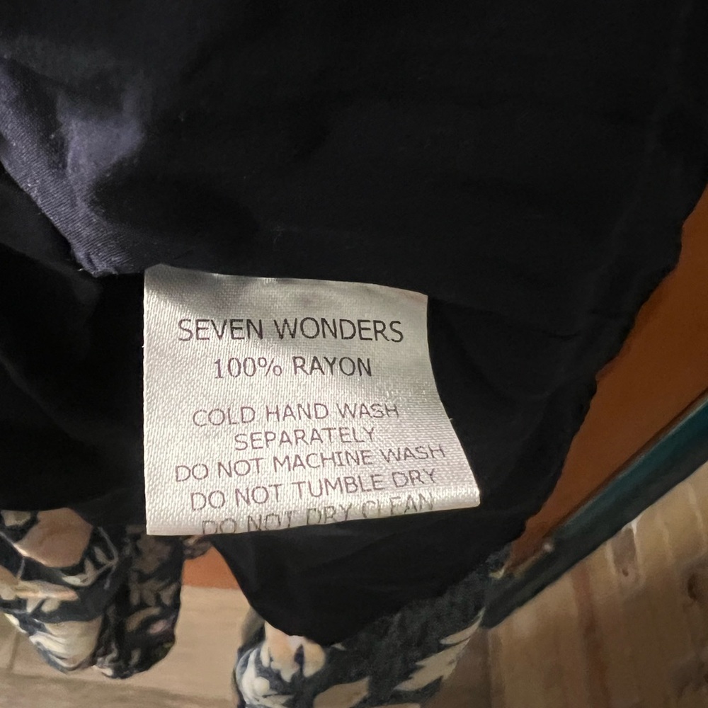 Seven Wonders Elena Skirt (matching top available in separate listing) - Picture 5 of 5